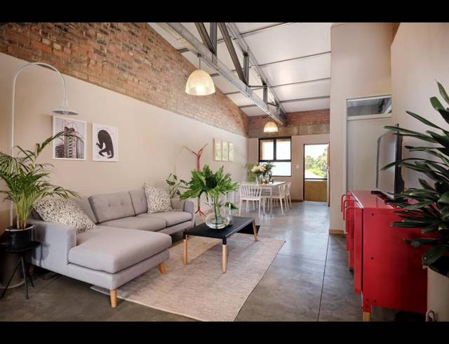2 BEDROOM PROPERTY TO RENT IN BRAAMFONTEIN